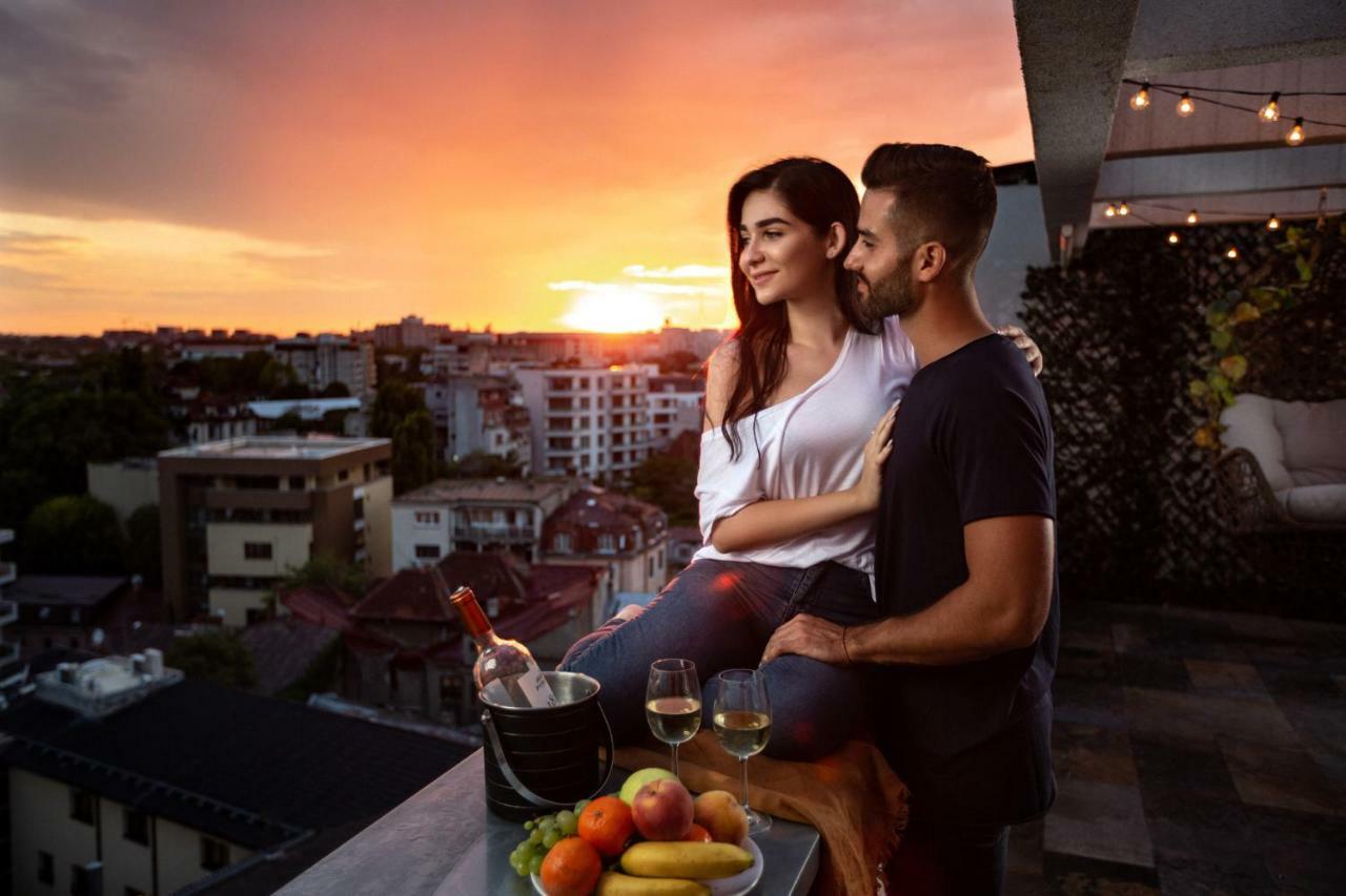 Apartamento Qult - Up In The Sky Bucarest Exterior foto